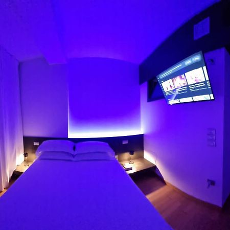 Apartament Attico Reale - In Centro, Tra Stazione E Bari Vecchia Zewnętrze zdjęcie