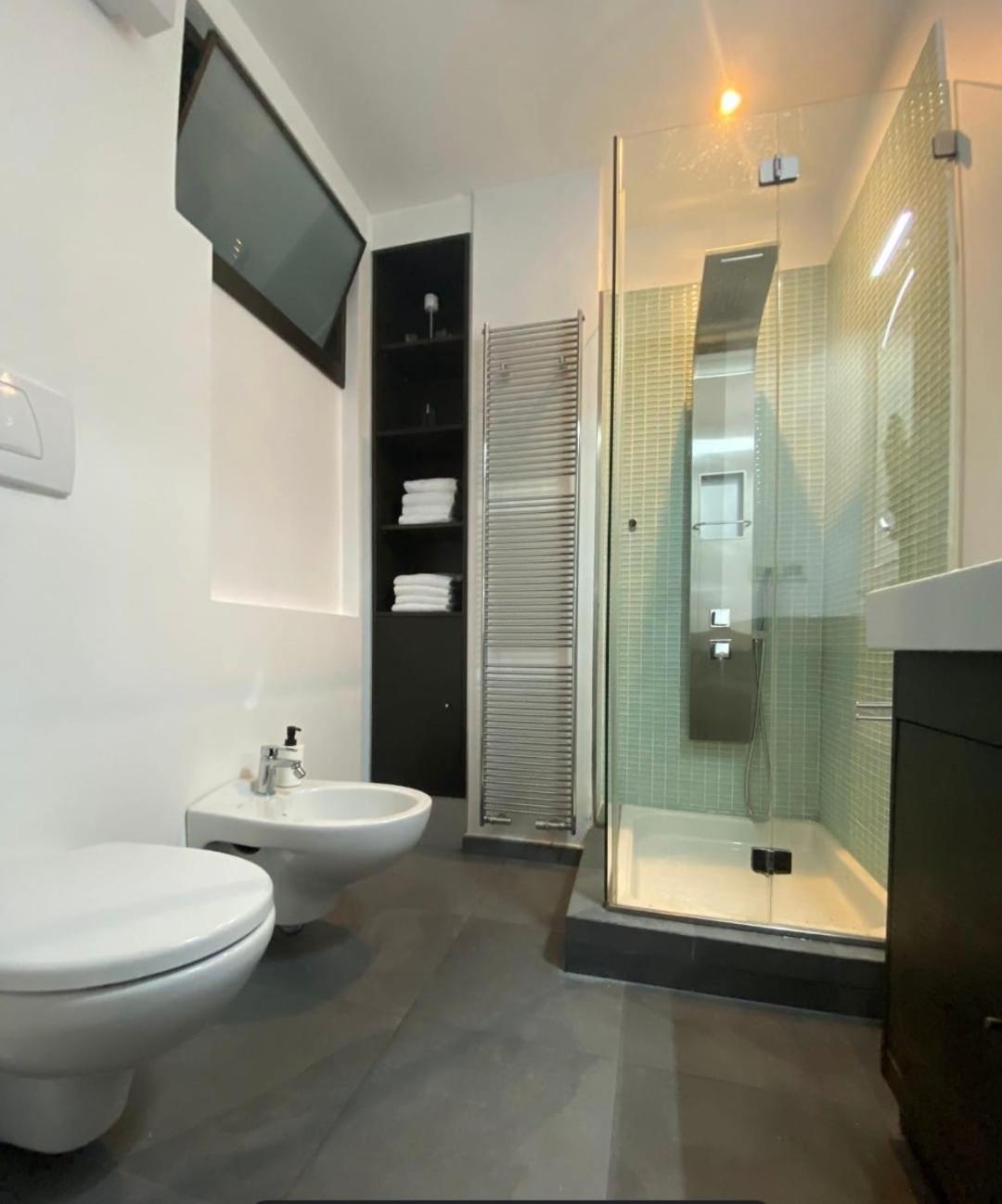 Apartament Attico Reale - In Centro, Tra Stazione E Bari Vecchia Zewnętrze zdjęcie
