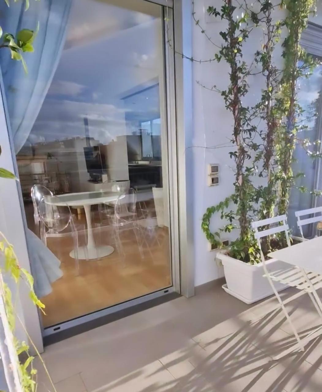 Apartament Attico Reale - In Centro, Tra Stazione E Bari Vecchia Zewnętrze zdjęcie